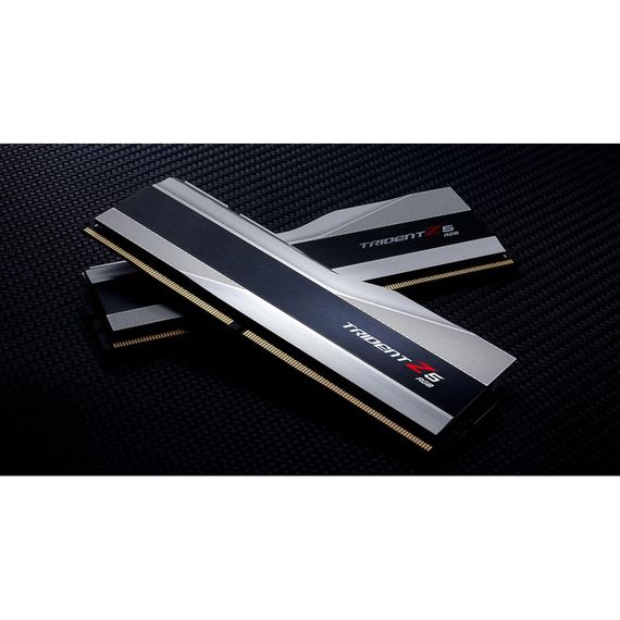 Модуль пам&#039;яті для комп&#039;ютера DDR5 64GB (2x32GB) 6000 Trident Z5 RGB Silver G.Skill (F5-6000J3238G32GX2-TZ5RS) | Зображення 3