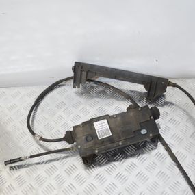 Блок управління стоянкового гальма Renault Scenic II 2003-2009 Електроручник Рено Сценик 2 360106795R