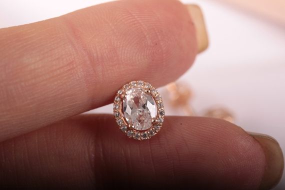 Сережки гвоздики из красного золота