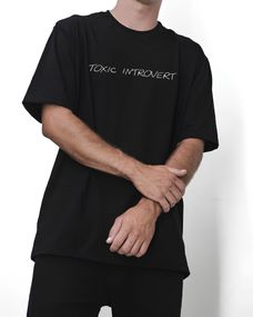 Футболка з мерчем