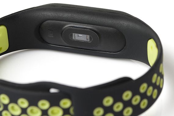 Силіконовий ремінець Primo Perfor Sport для Xiaomi Mi Band 2 - Black&Green | Зображення 2