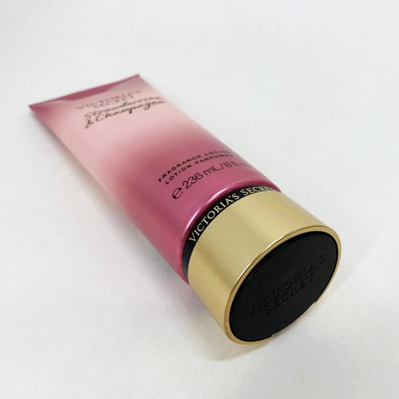 Лосьон для тела Victoria's Secret Strawberries Champagne 236 мл Original | Зображення 4