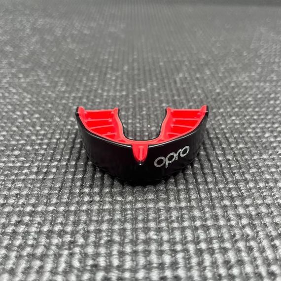 Капа OPRO Silver доросла (вік 11+) Black/Red (art.102502001) | Зображення 2
