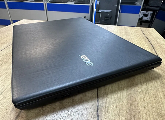 Ноутбук Acer Travelpate P249 14" HD intel core i3 6100U/4gb/256Gb SSD Б/У | Зображення 5
