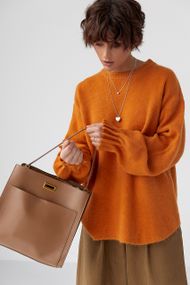 В'язаний вільний джемпер з оригінальними манжетами на рукавах - теракотовий цвет, ONE SIZE (є розміри)