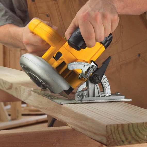 Пила дискова мережева 1600Вт 190*30мм DeWALT DWE575K | Зображення 2