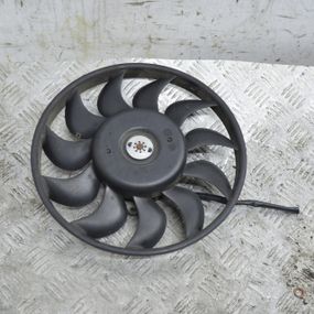 Вентилятор радіатора 1.8T Audi A4 B6 2000-2004 Вентилятор радіатора Ауді а4 б6 869203D