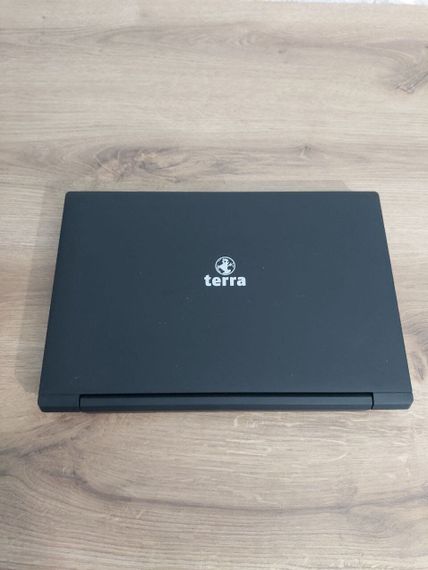 Ноутбук Terra Mobile 1542K / 15.6" (1920x1080) TN / Intel Core i7-7700T (4 (8) ядра по 2.9 - 3.8 GHz) / 16 GB DDR3 / 500 GB SSD / Intel HD Graphics 630 / WebCam / DVD-ROM б/в | Зображення 5