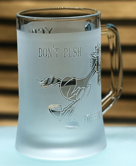 Пивний келих 670 мл Усік Don’t push the horses подарунок для фаната боксу кухоль з гравіюванням | Зображення 4