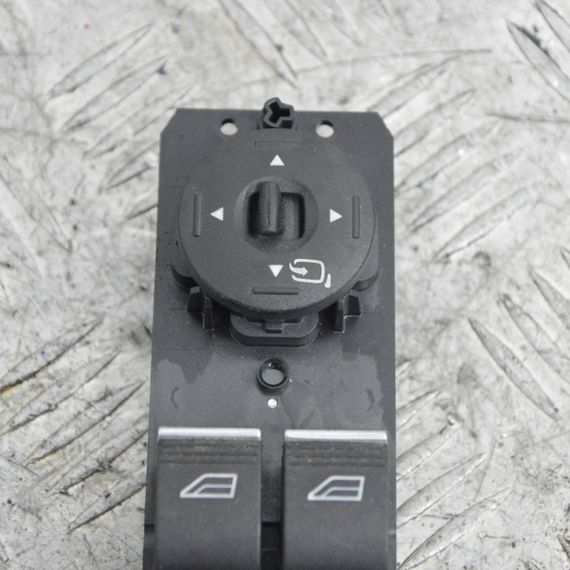 Блок керування склопідйомниками передніх лівих дверей Ford B-Max 2012-2017 Форд Б-Макс F1ET14A132GC | Зображення 1