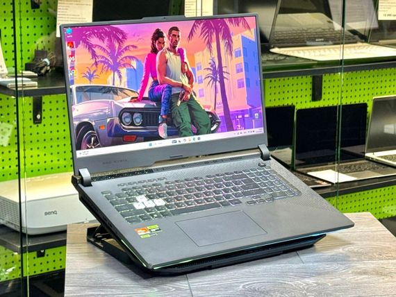 Ігровий ноутбук Asus ROG Strix G17 G713RC / 17.3" (1920x1080) IPS / AMD Ryzen 7 6800HS (8 (16) ядер по 3.2 - 4.7 GHz) / 32 GB DDR5 / 512 GB SSD M.2 / nVidia GeForce RTX 3050, 4 GB GDDR6, 128-bit / WebCam / Win 11 б/в | Зображення 2