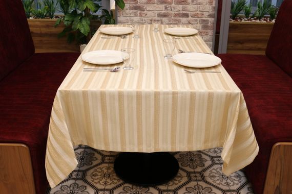 Скатерть жаккардовая Kayra Strip 160×285 см | Зображення 1