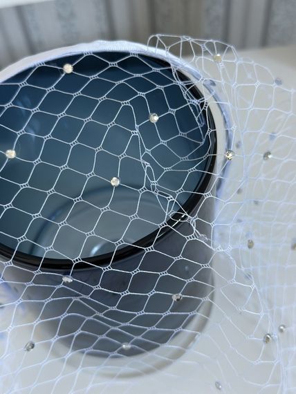 Обруч жіночий з вуаллю на обличчя зі стразами Білий One size (2022) | Зображення 1