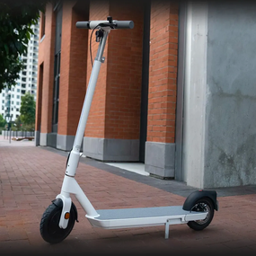 Электросамокат OKAI ES20 NEON с неоновой подсветкой, 600 Вт, белый