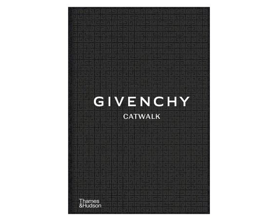 Книга про модні колекції Живанші Givenchy Catwalk: The Complete Collections