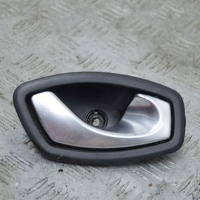 Ручка дверей внутрішня передня права Renault Laguna III 2007-2015 Ручка дверей права Рено Лагуна 806700005R