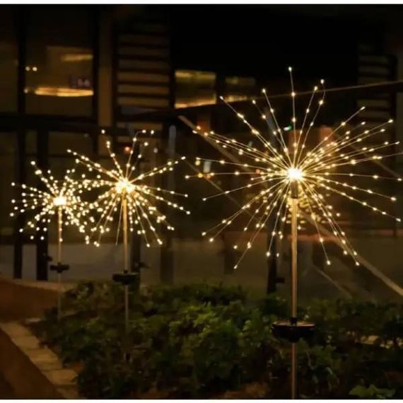 Уличный садовый светильник Фейерверк газонный на солнечной батарее 90 диодов