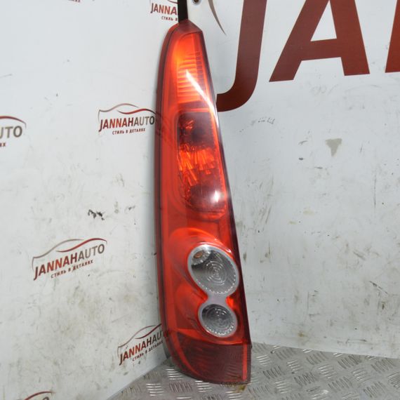 Ліхтар задній лівий Ford Fiesta 2005-2008 5-дверна фара задня Форд Фієста стоп 6S6113405A