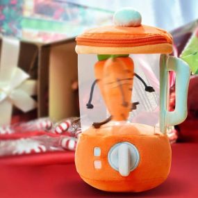 Плюшевий блендер з морквою що обертається