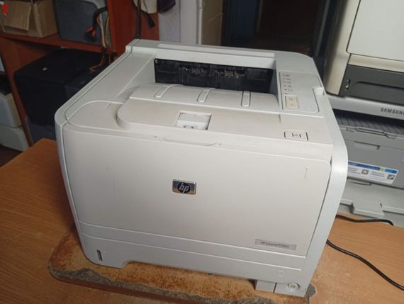Принтер HP LaserJet P2035 / лазерная монохромная печать / А4 / 1200x1200 dpi / 30 стр/мин / USB 2.0 б/у | Зображення 1