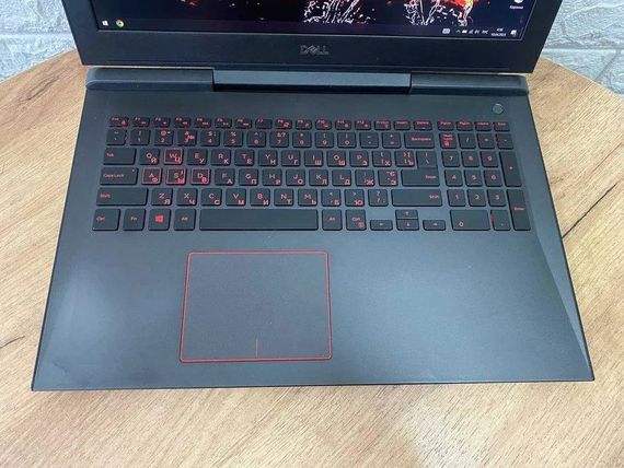 Ноутбук Dell Inspiron 7577 15.6" IPS i7 7700HQ 16Gb SSD256+HDD1Tb GTX1060 MaxQ | Зображення 3