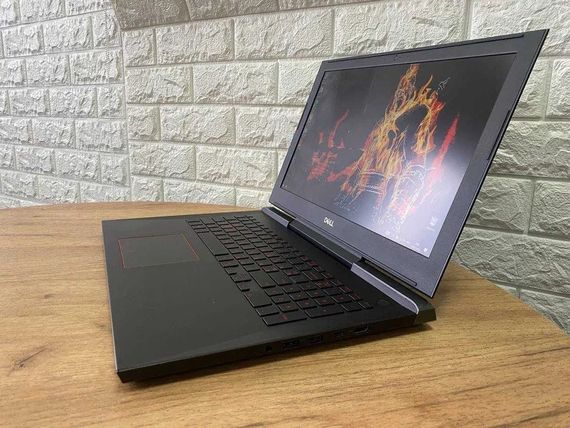 Ноутбук Dell Inspiron 7577 15.6" IPS i7 7700HQ 16Gb SSD256+HDD1Tb GTX1060 MaxQ | Зображення 2