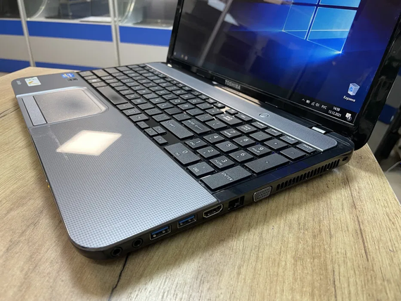 Ноутбук Toshiba L855 15.6  intel core i3 3120M/4gb/640Gb HDD | Зображення 2