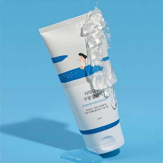 Легкий солнцезащитный крем Round Lab - Birch Juice Moisturizing Sun Cream SPF50+ PA++++ 50 ml