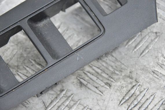 Накладка передніх лівих дверей Mazda 6 GH 2007-2012 Рамка кнопок склопідйомника Мазда 6 GS1D4581B | Зображення 3