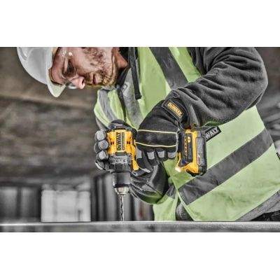 Шуруповерт DeWALT XR Li-Ion PowerStack 90 Нм, 18V 1x1.7Ah, кейс TSTAK (DCD800E1T) | Зображення 1