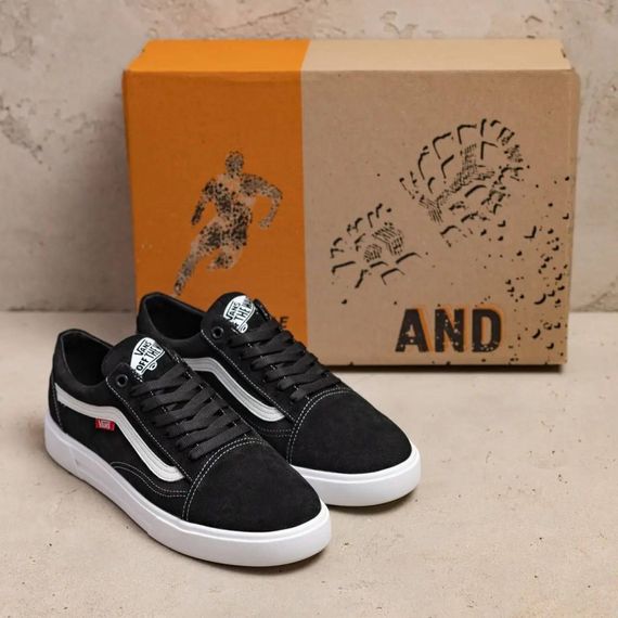 Демісезонні шкіряні (замш)  кеди Vans чорні | Зображення 4