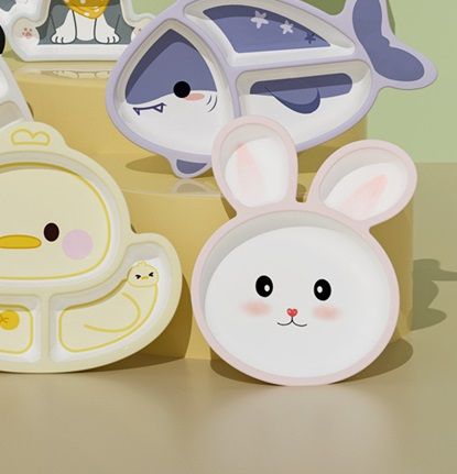 Тарелка детская Зайчик розовый 18568 3х18.3х24.3 см | Зображення 1
