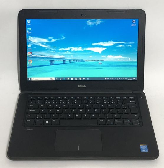 Ноутбук Dell Latitude 3380 / 13.3" (1366x768) TN / Intel Core i3-6006U (2 (4) ядра по 2.0 GHz) / 4 GB DDR4 / 128 GB SSD / Intel HD Graphics 520 / WebCam / Win 10 Pro б/у | Зображення 1