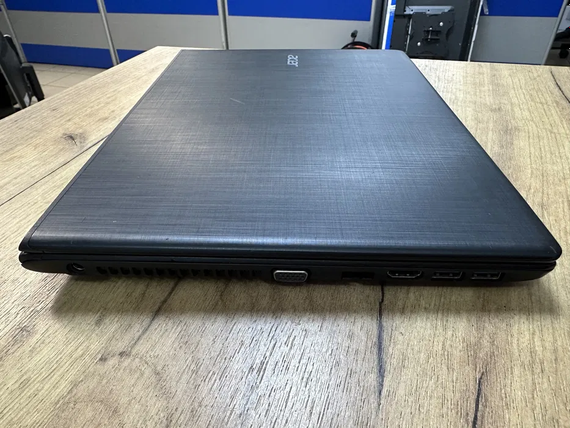 Ноутбук Acer Travelpate P249 14" HD intel core i3 6100U/4gb/256Gb SSD | Зображення 1