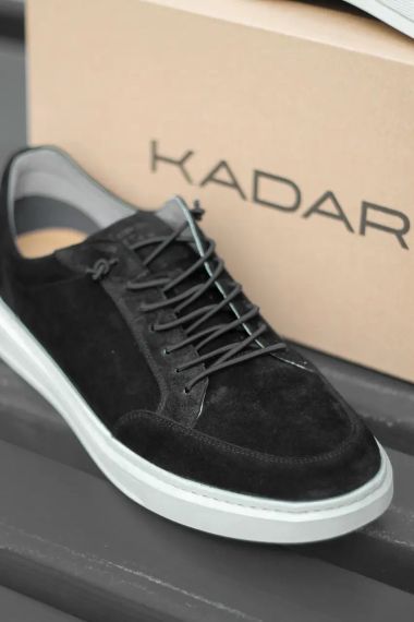 Замшеві кросівки на стильній підошві 43 розмір | Зображення 4