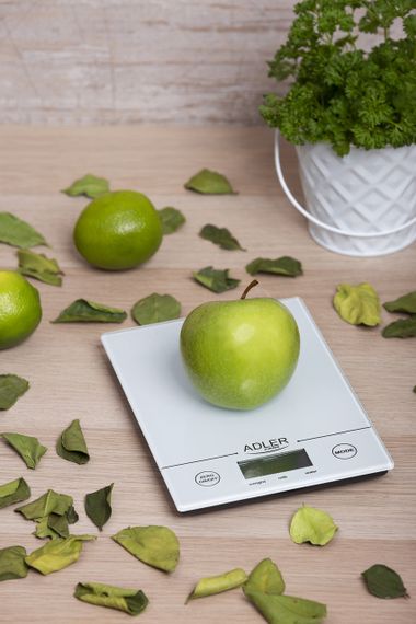 Ваги кухонні електронні Adler AD 3138 білі до 5 кг зі скляною платформою | Зображення 3