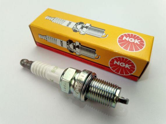 Свічка запалювання NGK BCPR6E-11/3132 ВАЗ 2110 (2112-3707010)