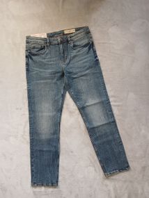 Джинсы зауженные р. 36/32 slim