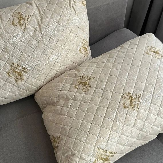 Подушка стеганая из натуральной овчины Leri Max Pure Wool 21509 70х50 см бежевая | Зображення 3