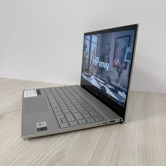 Ультрабук Б-класс HP Envy 13-aq1013dx / 13.3" (3840x2160) IPS Touch / Intel Core i7-1065G7 (4 (8) ядра по 1.3 - 3.9 GHz) / 8 GB DDR4 / 512 GB SSD NVMe / Intel Iris Plus Graphics / WebCam б/у | Зображення 4