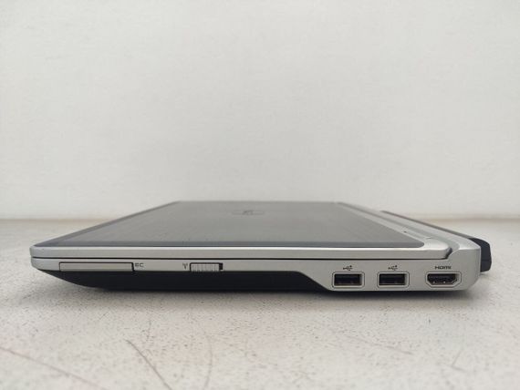Нетбук Dell Latitude E6220 / 12.5" (1366x768) TN / Intel Core i5-2520M (2 (4) ядра по 2.5 - 3.2 GHz) / 8 GB DDR3 / 128 GB SSD / Intel HD Graphics 3000 / WebCam б/у | Зображення 4