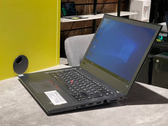 Ультрабук Lenovo ThinkPad T480 / 14" (1920x1080) IPS / Intel Core i5-8250U (4 (8) ядра по 1.6 - 3.4 GHz) / 8 GB DDR4 / 120 GB SSD / Intel UHD Graphics 620 / WebCam б/у | Зображення 2