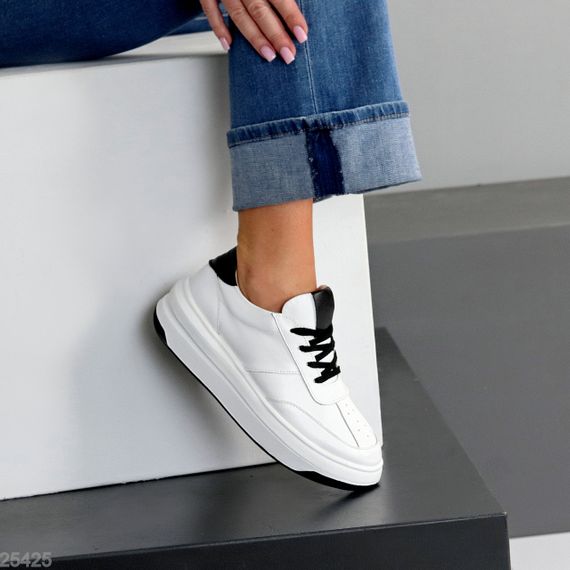 Молодежные белые кроссовки натуральная кожа с перфорацией | Зображення 1