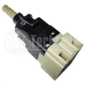 Датчик педали тормоза Mercedes Benz Sprinter W901-904 95-06/ W639 03-14/ W202 93-00/ W210 96-02/ W220 98-05, AutoTechteile, 100
