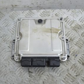 Блок керування двигуном 2.2 HDI Citroen C5 2001-2004 Комп'ютер мотора Сітроен ц5 0281010885