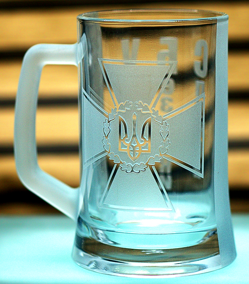 Пивний келих 620 мл СБУ з гравіюванням  Кухоль Служба безпеки України Подарунок військовослужбовцю співробітнику СБУ | Зображення 2