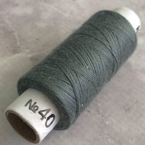 115 Нитки в котушках, для шиття 100% поліестер 40/2 (боб 200м)