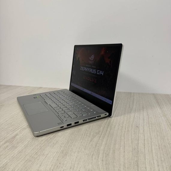 Ігровий ноутбук Asus ROG Zephyrus G14 GA401QM / 14" (1920x1080) IPS / AMD Ryzen 7 5800HS (8 (16) ядер по 2.8 - 4.4 GHz) / 16 GB DDR4 / 512 GB SSD / nVidia GeForce RTX 3060, 6 GB GDDR6, 192-bit б/в | Зображення 4