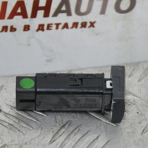 Кнопка підігріву заднього скла Hyundai Accent Santa Fe 2006-2010 Хюндай Акцент Санта Фе 621W05010 | Зображення 2