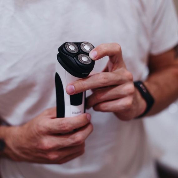 Портативная мужская бритва на аккумуляторе MAGIO, Мужская влагостойкая электробритва WA-91 | Зображення 7